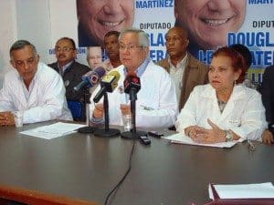 Medicos venezolanos protestan por medicamentos