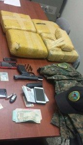 Dican arresta oficial ejército y tres civiles con drogas