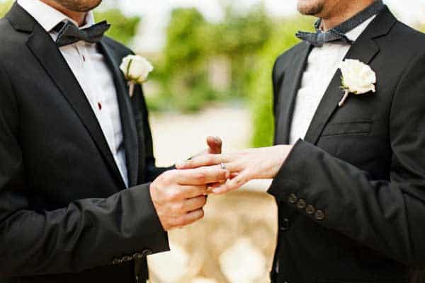 Italia legaliza matrimonio entre homosexuales
