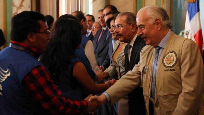 Video: Observadores electorales visitan presidente Danilo Medina