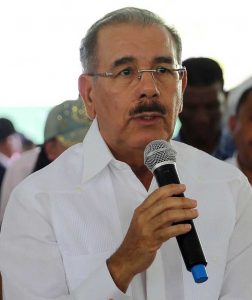  Danilo Medina suprime la Comisión Reforma Sector Salud