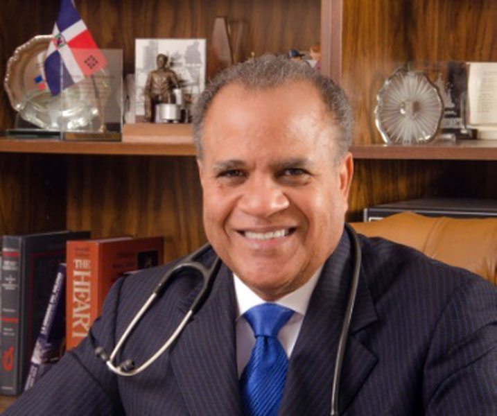 Cardiólogo Héctor Jiménez será reconocido en Santiago