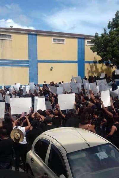 Dominicanos protestan en islas Turcas y Caicos