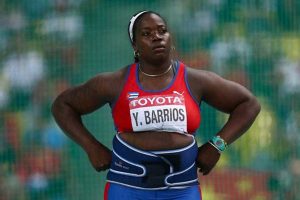 Atleta cubana vende medalla olímpica en Ebay