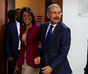 Danilo Medina sale hacia Nueva York, participará asamblea ONU