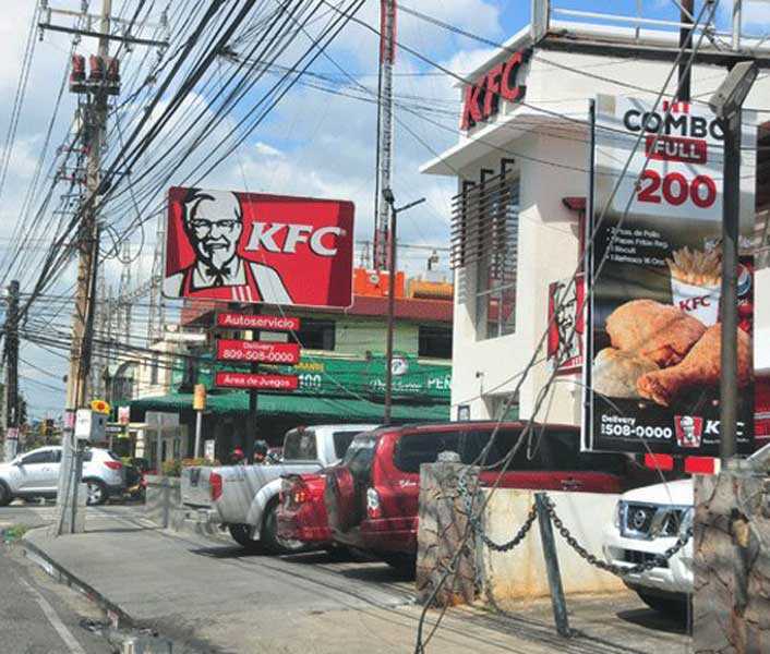 KFC | Identifican autores asalto sucursal Rómulo Betancourt