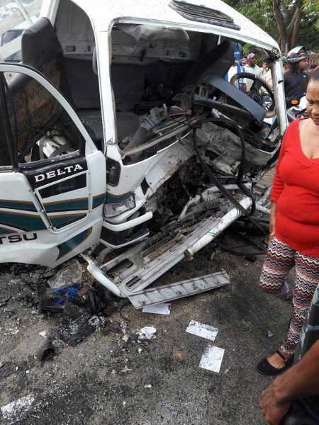 Montecristi: Dos muertos y varios heridos accidente de tránsito