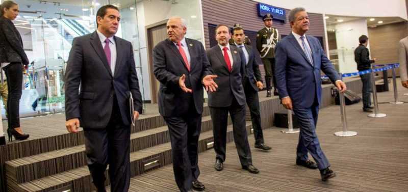 Venezuela | Cuatro expresidentes abogan para que rertone la paz