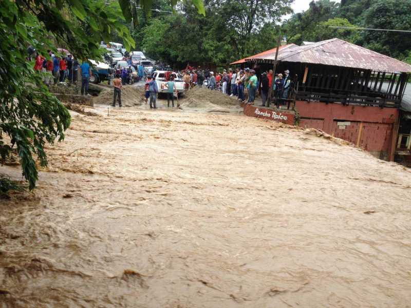 Lluvias | Declaran a Jarabacoa en estado de emergencia