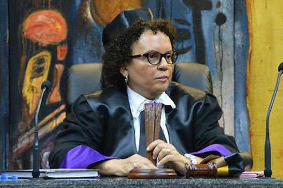 Juez presenta denuncia contra Miriam Germán Brito