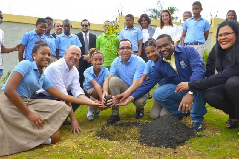República Dominicana plantará 30 millones de árboles a través de las escuelas