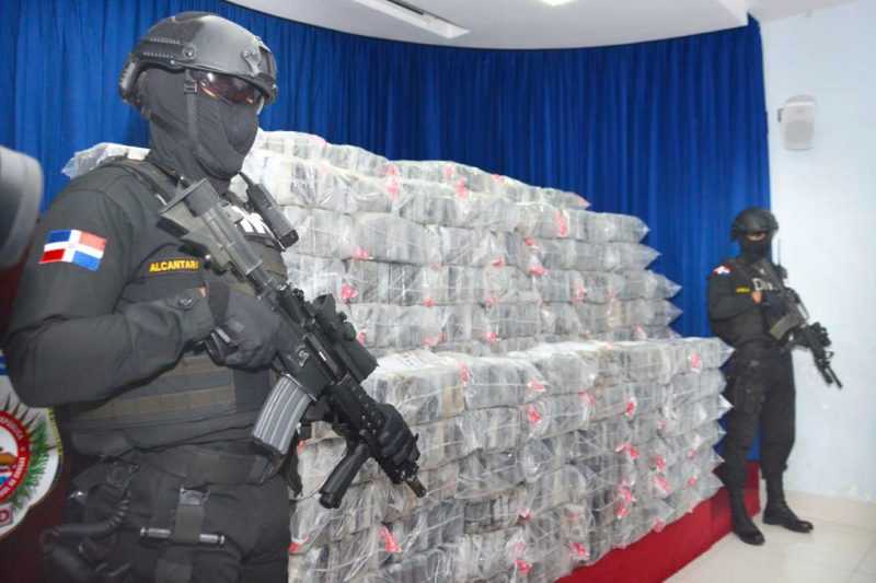 Oficial del Ejército involucrado en alijo de cocaína