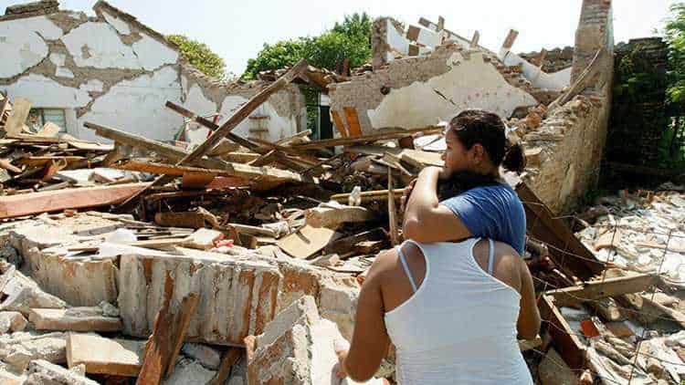 Presidente Medina se solidariza con Peña Nieto tras terremoto en México