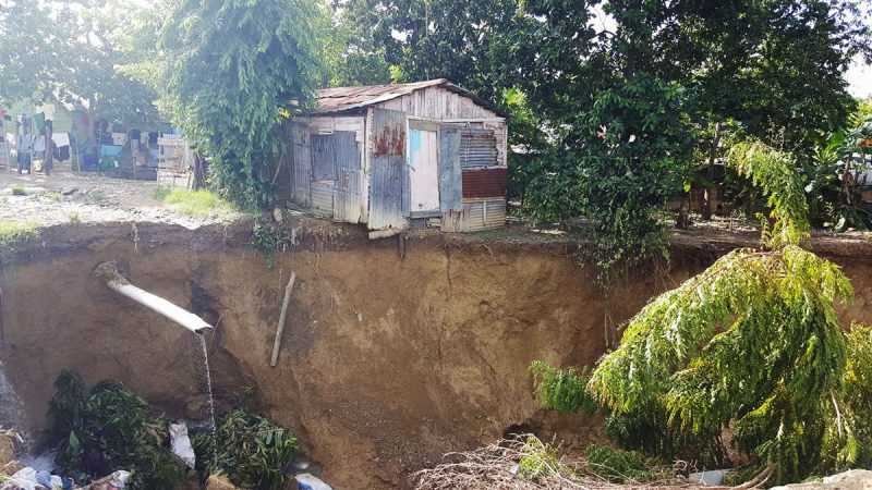 Al menos seis viviendas colapsaron en barrio de Cienfuegos