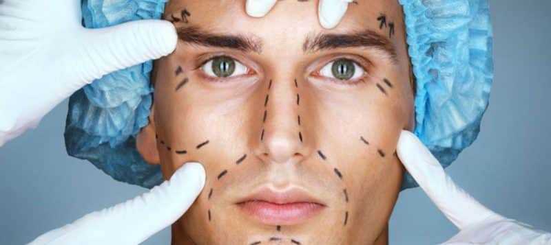Los hombres cada vez más interesados en cirugía plástica estética