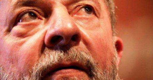 Tribunal ordena confiscar pasaporte a Lula