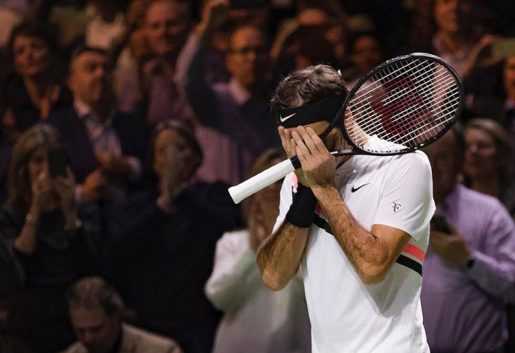 Federer otra vez campeón mundial del tenis