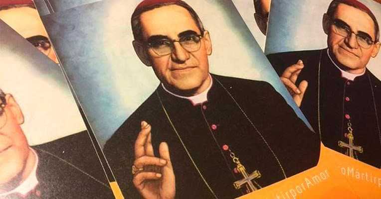 Papa aprueba canonización de monseñor Romero