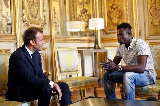 Mamoudou Gassama obtendrá nacionalidad francesa tras rescatar a un niño