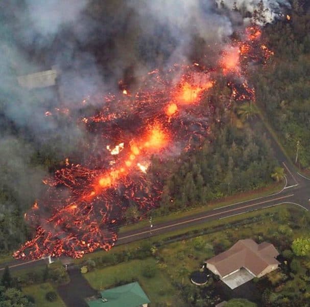 Volcán Kilauea en Hawái destruye decenas de casas