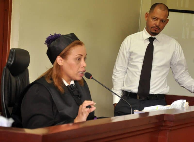 Suspenden juicio caso Emely Peguero
