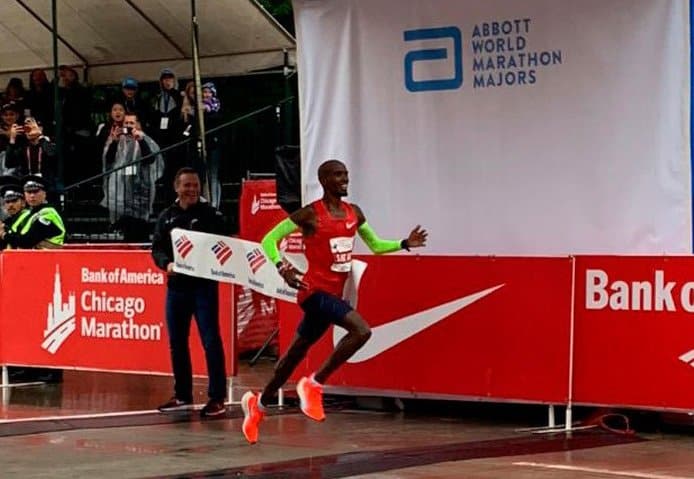 Mo Farah y Brigid Kosgei ganan maratón de Chicago 2018