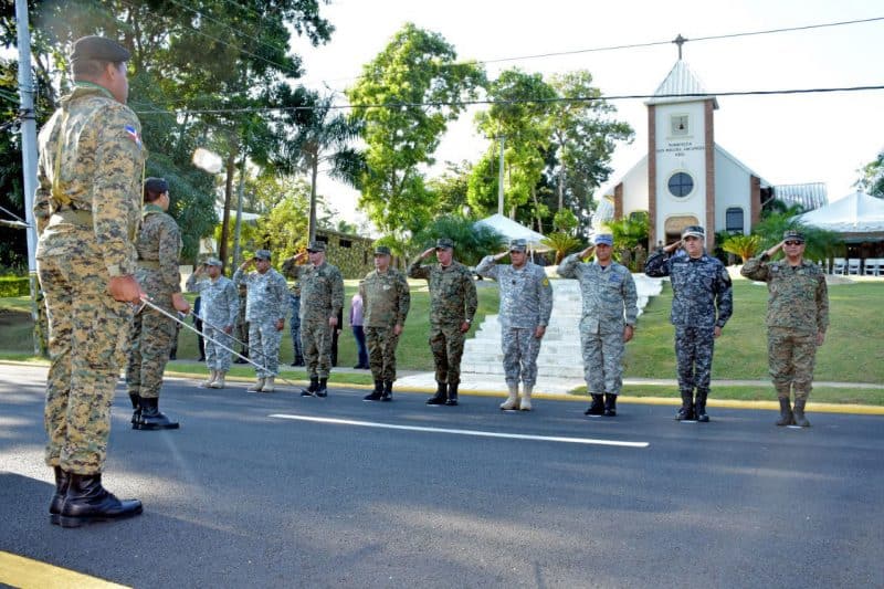 Ejército celebra con diversos aniversario fundación