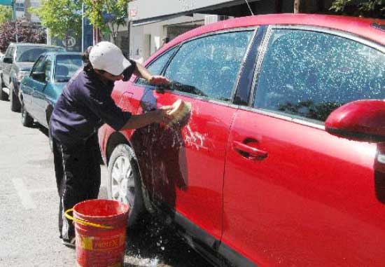 Someterán a la justicia lavadores de carros informales