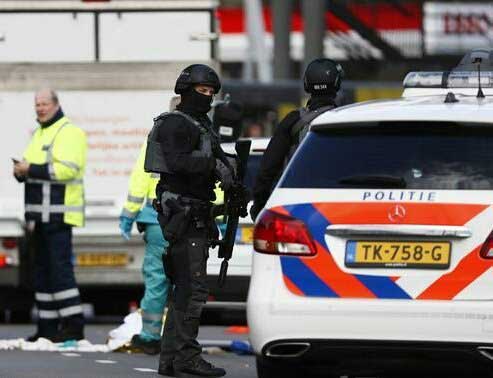 Holanda: Policía busca a turco tras tiroteo en tranvía