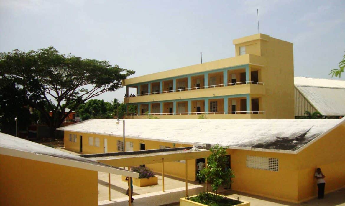 Investigan abuso sexual a niña en escuela de Villa Isabela