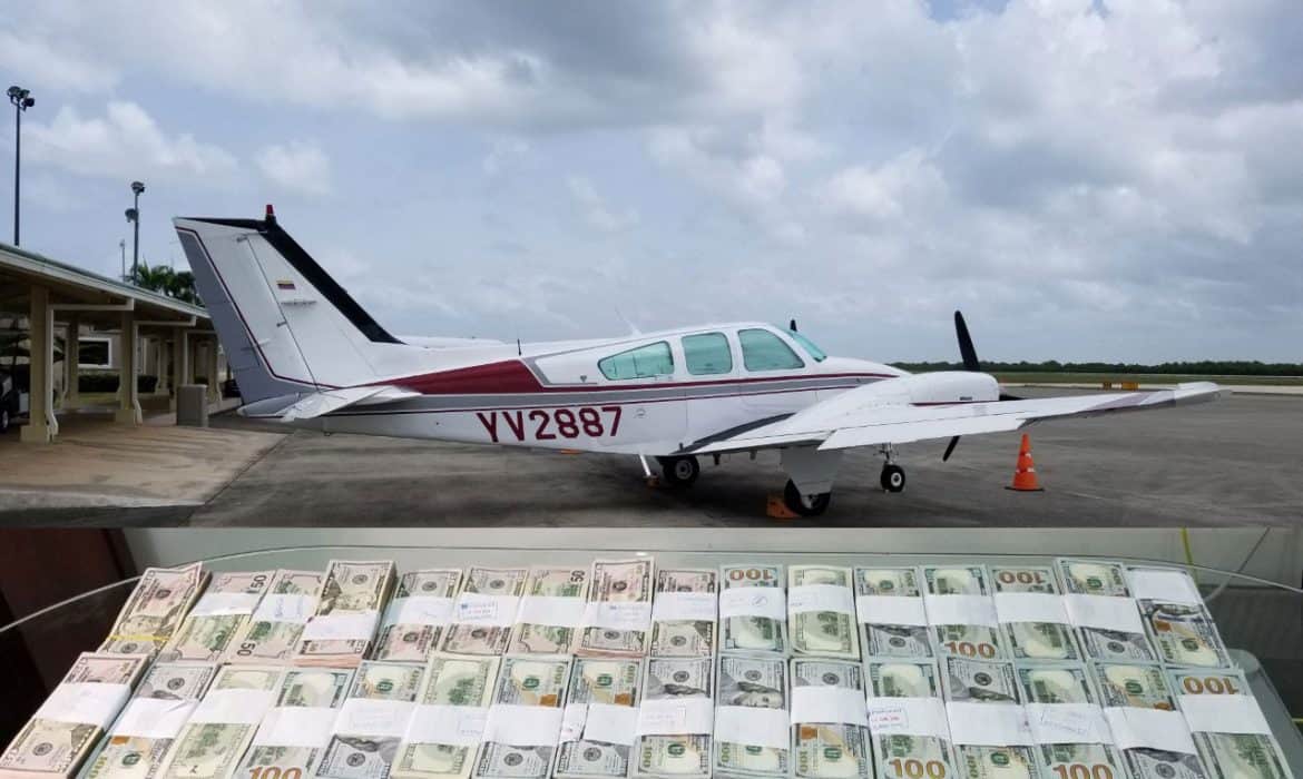 avioneta dolares venezolanos