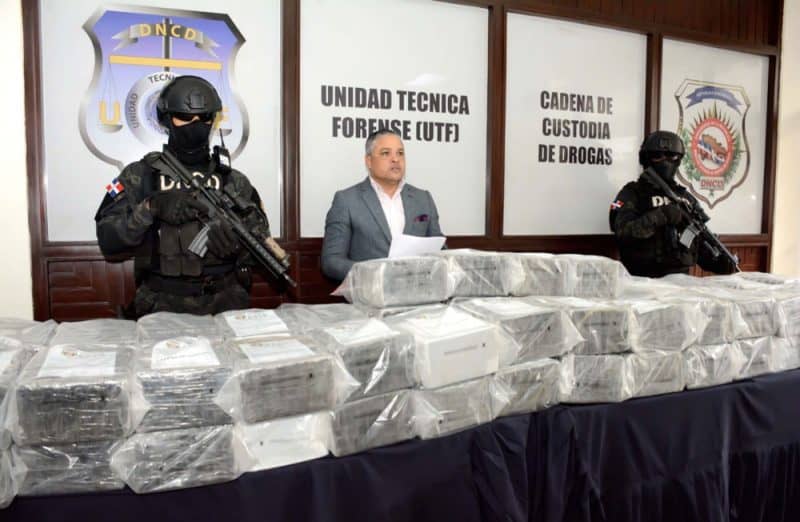 Autoridades incautan 510 paquetes de cocaína