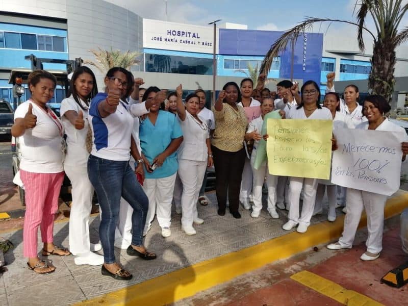 protestas enfermeras hospital cabral y baez