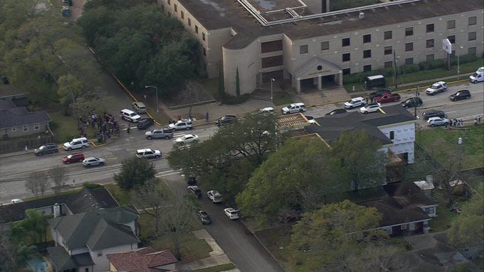 Un estudiante muerto tiroteo escuela Texas
