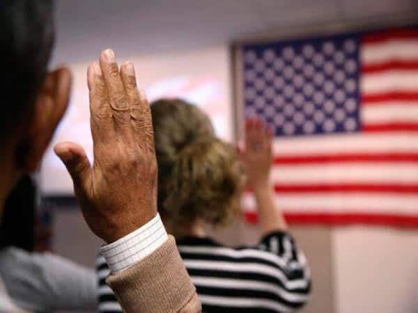 ¿A quiénes EE.UU. quitará la ciudadanía?