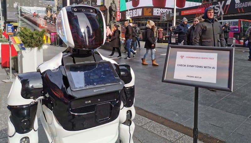 Robot realiza preguntas sobre coronavirus calles de Nueva York