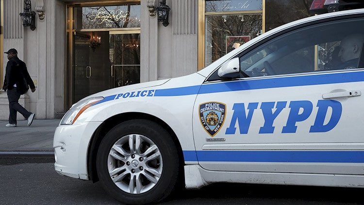 carro policia nueva york