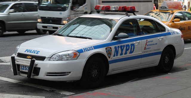 patrulla de la policia de nueva york
