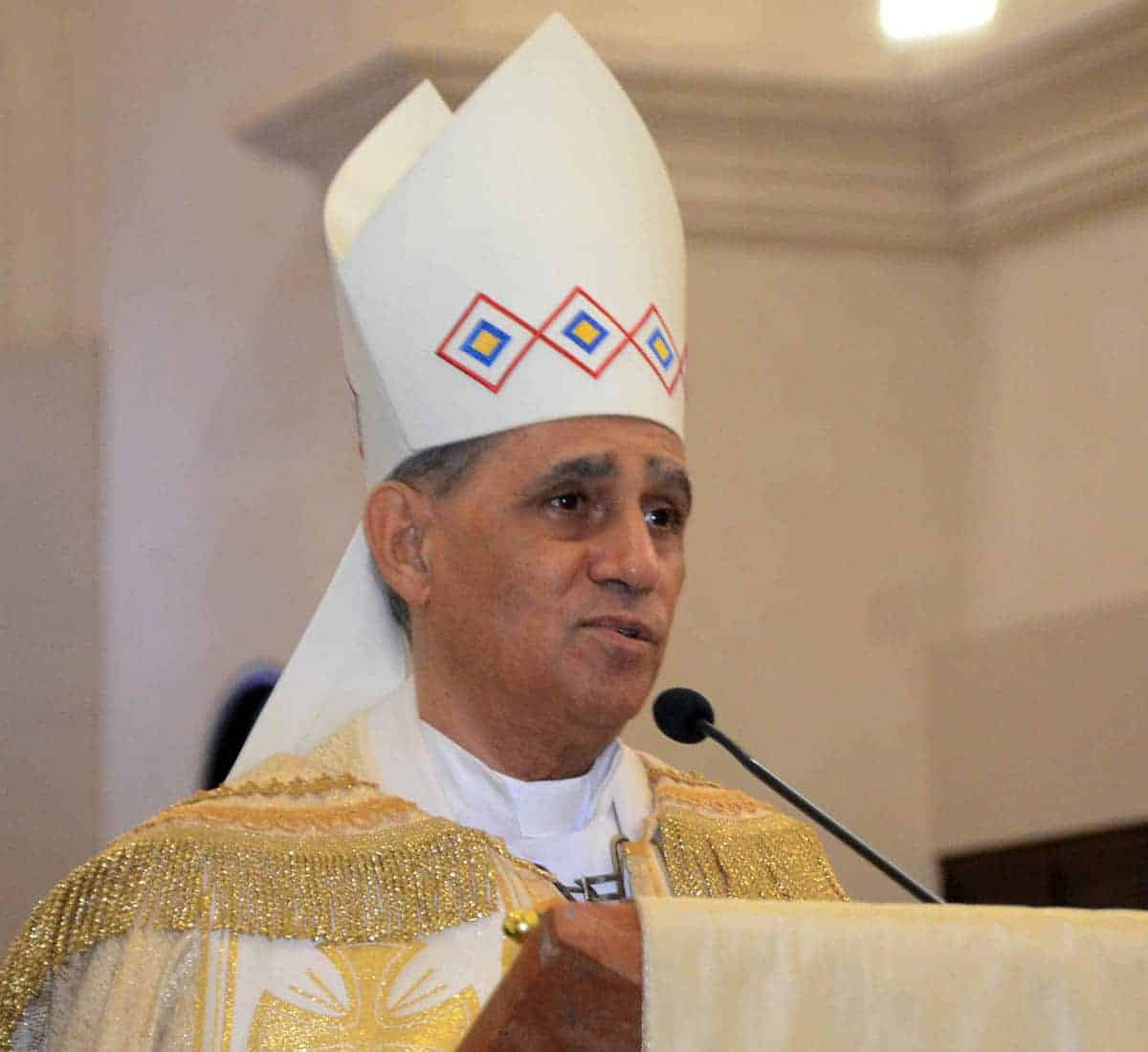 Arzobispo Freddy Bretón