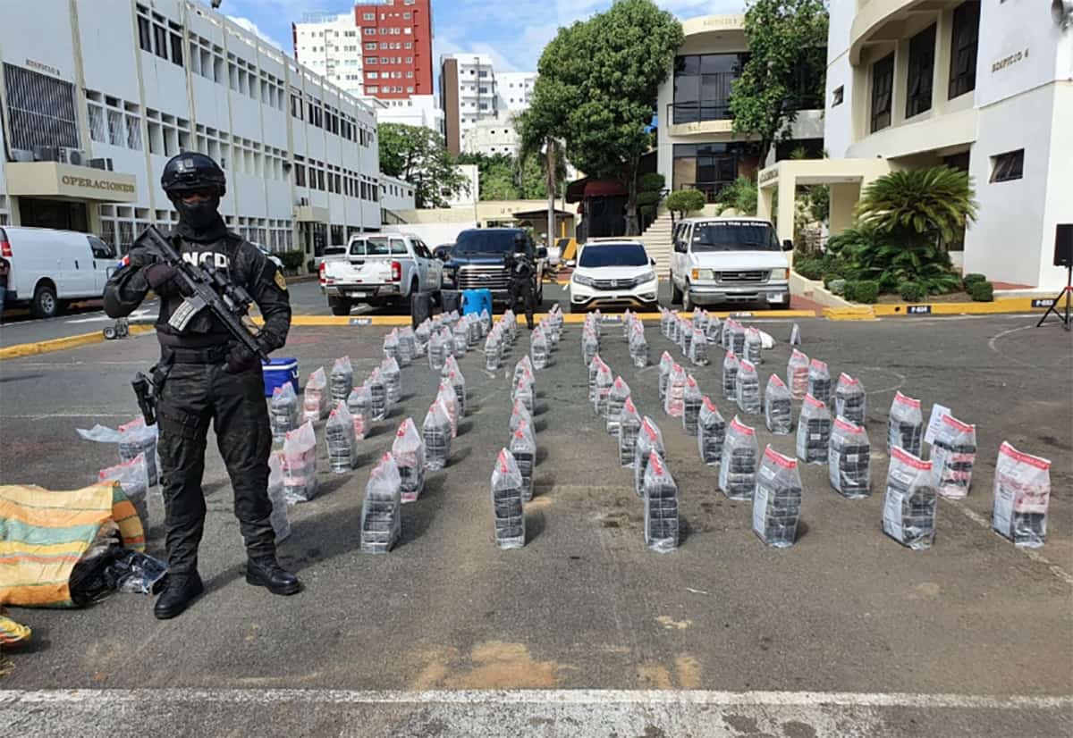 615 paquetes de cocaina