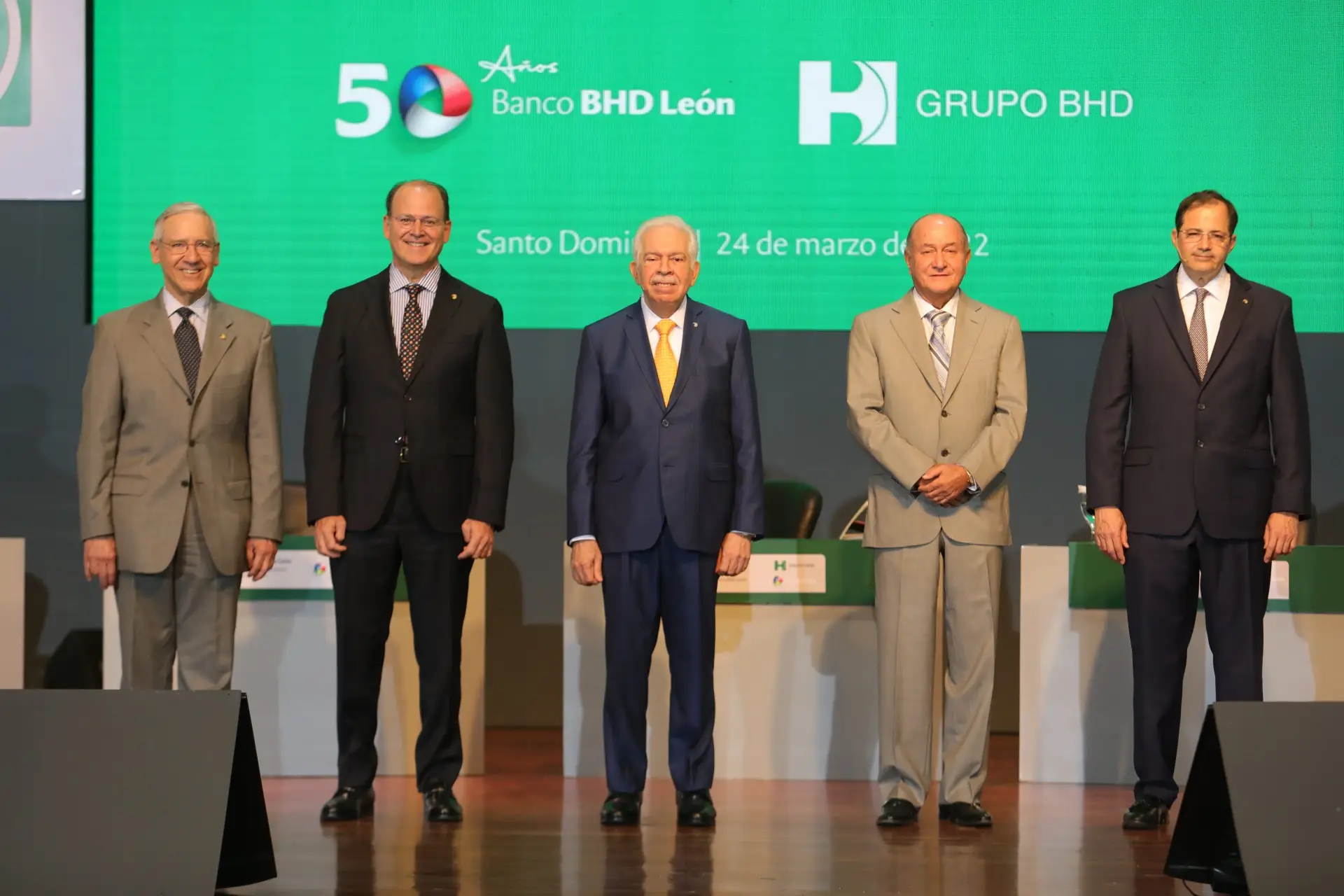 BHD León realiza asamblea anual