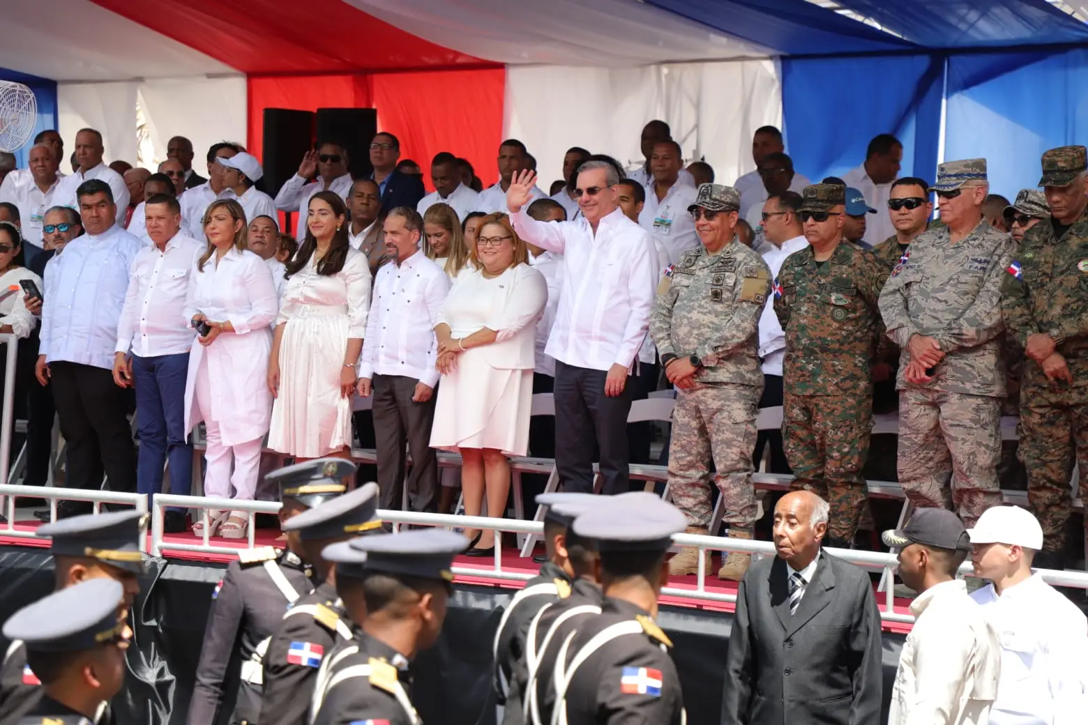 El presidente Luis Abinader encabezó este sábado los actos conmemorativos del 178 aniversario de la Batalla de Azua del 19 de marzo, la primera gran batalla en defensa