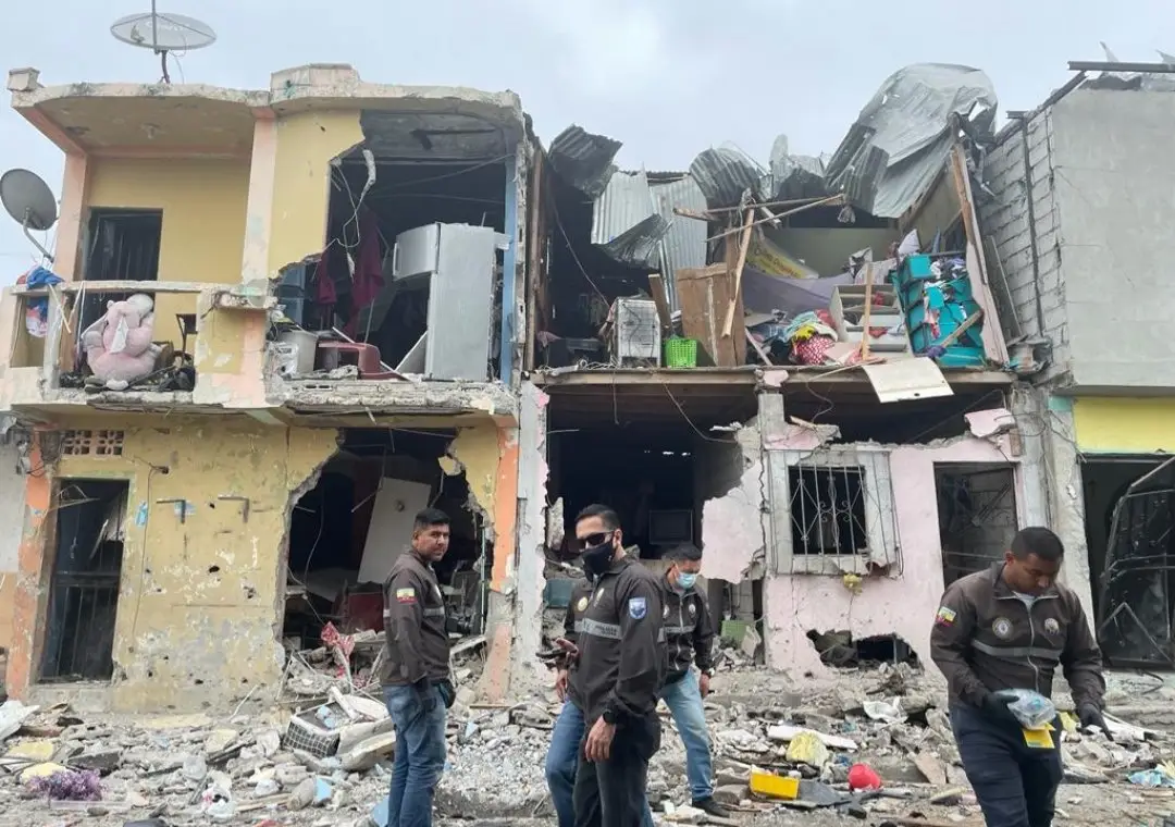 Explosión deja 5 fallecidos y 16 heridos en Ecuador
