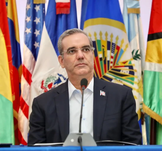 Abinader exhorta a países de la OEA encarar crisis 