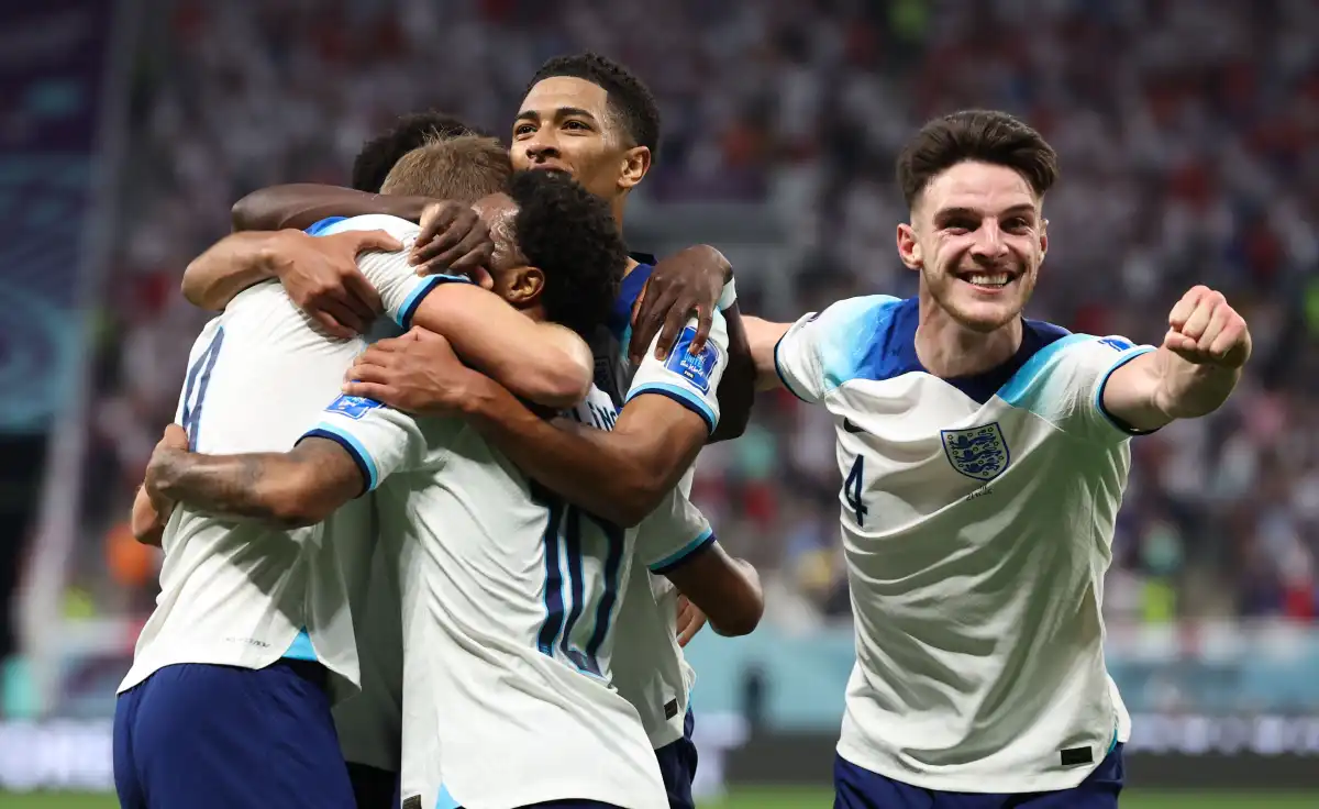 Inglaterra impresiona con victoria de 6-2 sobre Irán