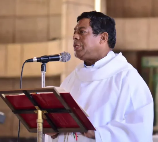 sacerdote Francisco Jimenez Padre Cualo