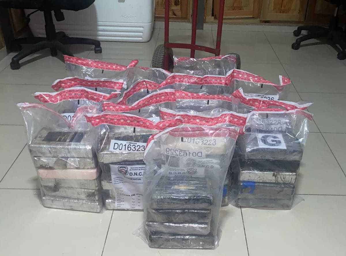 Autoridades ocupa 94 paquetes de cocaína en SPM
