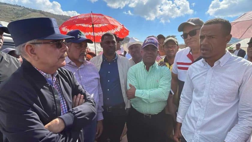 Danilo Medina deplora precariedad campesinos