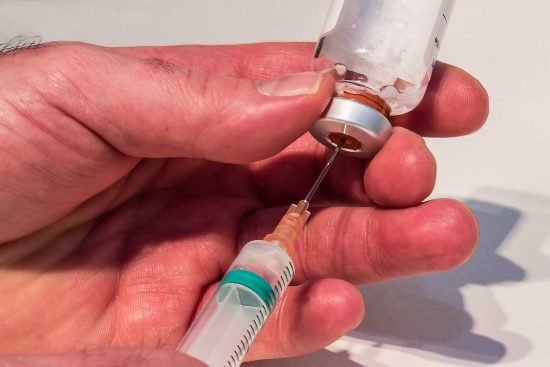  La Administración Nacional de Medicamentos, Alimentos y Tecnología Médica (ANMAT) de Argentina autorizó el uso de una vacuna contra el dengue