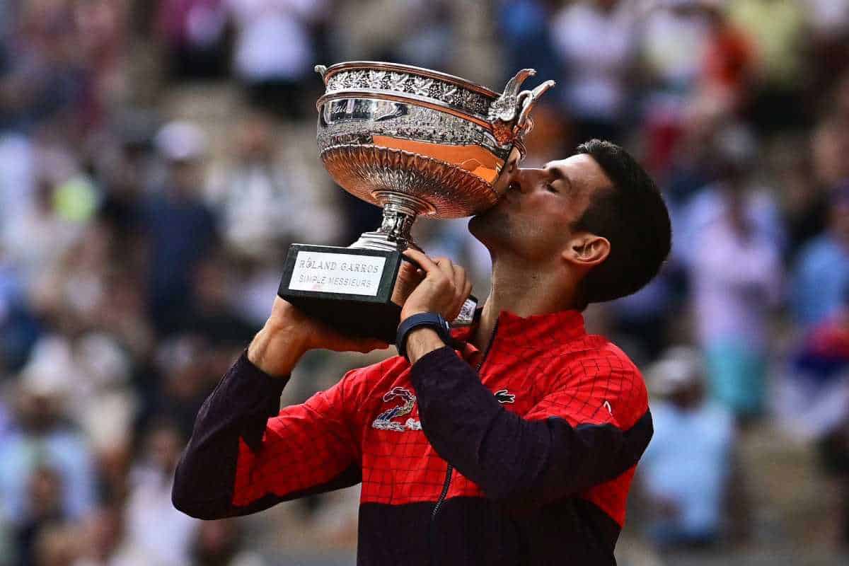 Novak Djokovic derrota a Casper Ruud en el Abierto de Francia